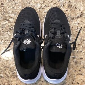 NIB Black Nike Flex Experience RN Size 11 4E (Wide)